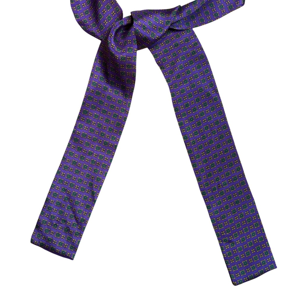 VTG 100% Silk Necktie Accessory Purple Geometric 2.25" Wide 46" Long EUC